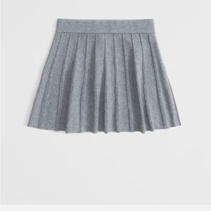 NWT Abercrombie Kids Girls Gray Pleated Sweater Mini Skirt Size 15/16